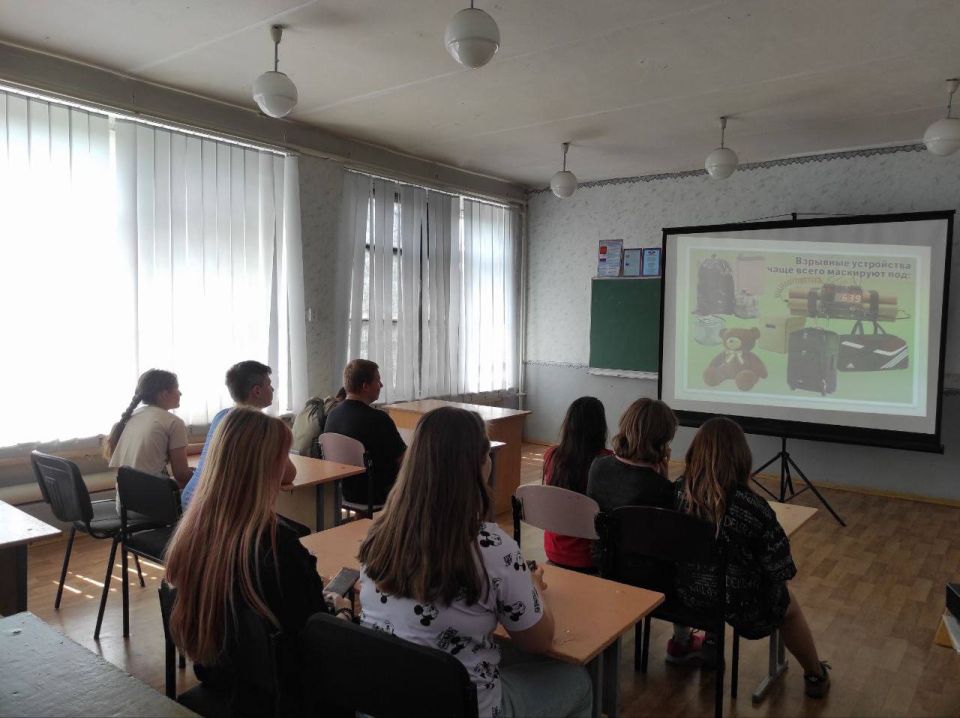 Прошел четвертый день летних пришкольных площадок в городском округе город Ровеньки Прошел четвертый день летних пришкольных площадок в городском округе город Ровеньки
