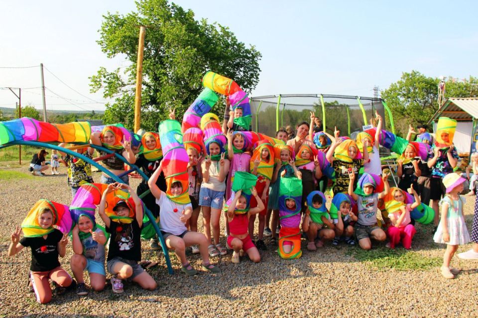 «Школа ЖКХ» провела праздник детства и добрососедства в Красном Луче «Школа ЖКХ» провела праздник детства и добрососедства в Красном Луче