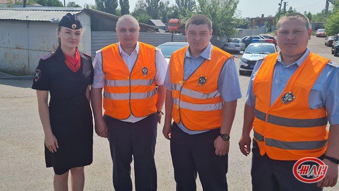 5 июня 2025 года, в Международный день привлечения внимания к железнодорожным переездам, сотрудники Луганского филиала ФГУП «ЖДН» совместно с Госавтоинспекцией по ЛНР, а также МТУ Ространснадзора по ЮФО провели акцию... 5 июня 2025 года, в Международный день привлечения внимания к железнодорожным переездам, сотрудники Луганского филиала ФГУП «ЖДН» совместно с Госавтоинспекцией по ЛНР, а также МТУ Ространснадзора по ЮФО провели акцию...