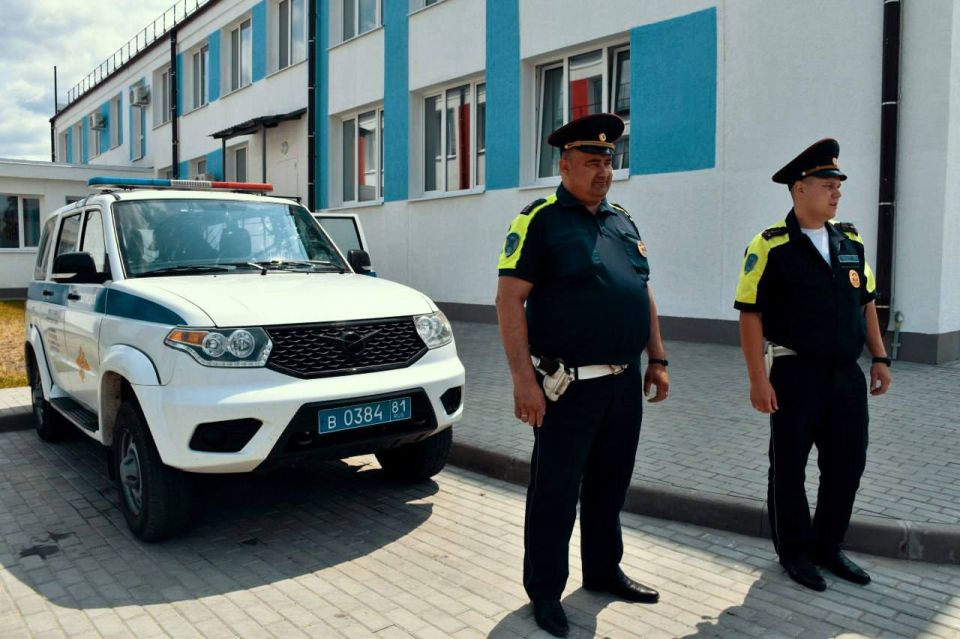 В рамках летней досуговой площадки «Формула успеха» сотрудники ОГИБДД ОМВД России «Северодонецкий» совместно со спасателями МЧС России посетили детский фестиваль безопасности в Северодонецке В рамках летней досуговой площадки «Формула успеха» сотрудники ОГИБДД ОМВД России «Северодонецкий» совместно со спасателями МЧС России посетили детский фестиваль безопасности в Северодонецке