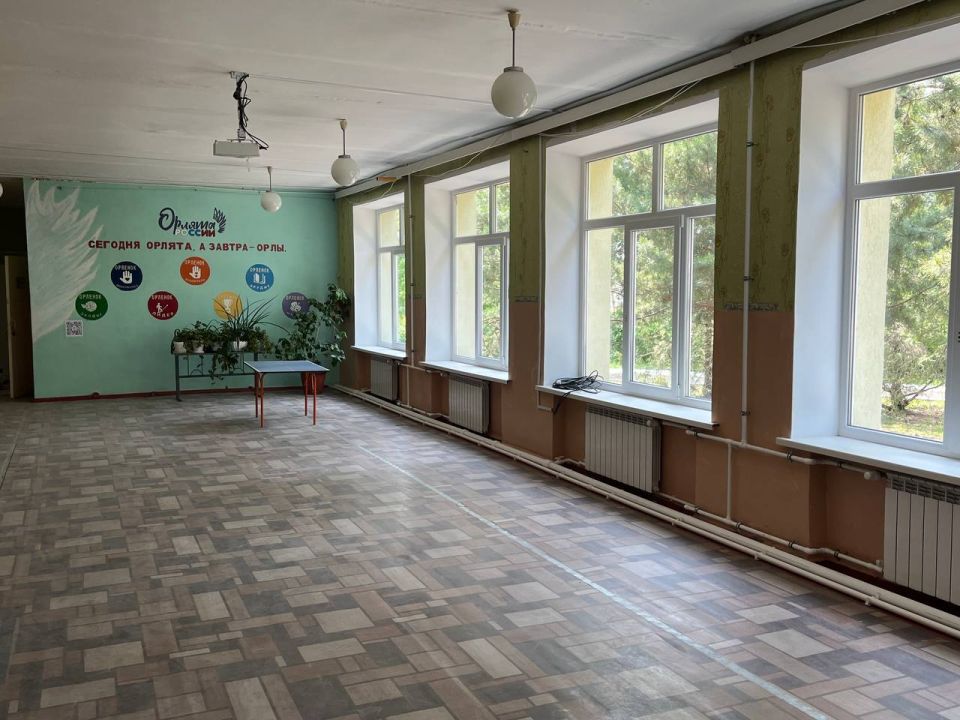 Второй этап реконструкции Краснопольской школы специалистами из Иваново продолжается Второй этап реконструкции Краснопольской школы специалистами из Иваново продолжается