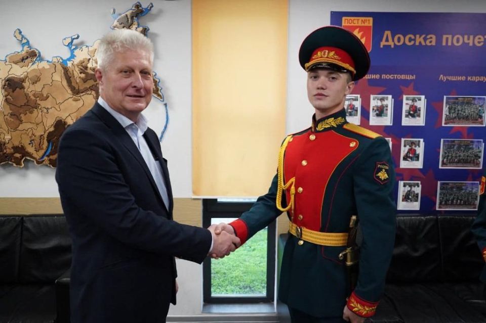 Сергей Козенко: Уважаемый Владислав Анатольевич! Дорогие жители славного города Красноярска! Сергей Козенко: Уважаемый Владислав Анатольевич! Дорогие жители славного города Красноярска!