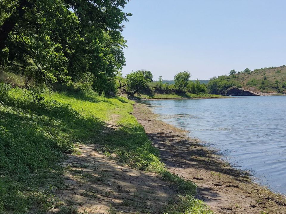 В рамках акции «Вода России» проведён субботник на берегу Яновского водохранилища В рамках акции «Вода России» проведён субботник на берегу Яновского водохранилища