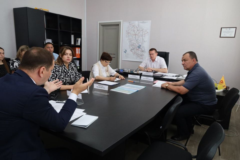 В комитете по инфраструктуре обсудили развитие дорожно-транспортной системы ЛНР В комитете по инфраструктуре обсудили развитие дорожно-транспортной системы ЛНР