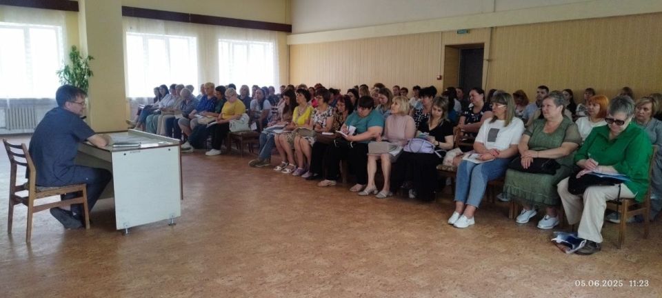 Главный внештатный иммунолог Минздрава ЛНР провёл совещание по вопросам иммунопрофилактики Главный внештатный иммунолог Минздрава ЛНР провёл совещание по вопросам иммунопрофилактики