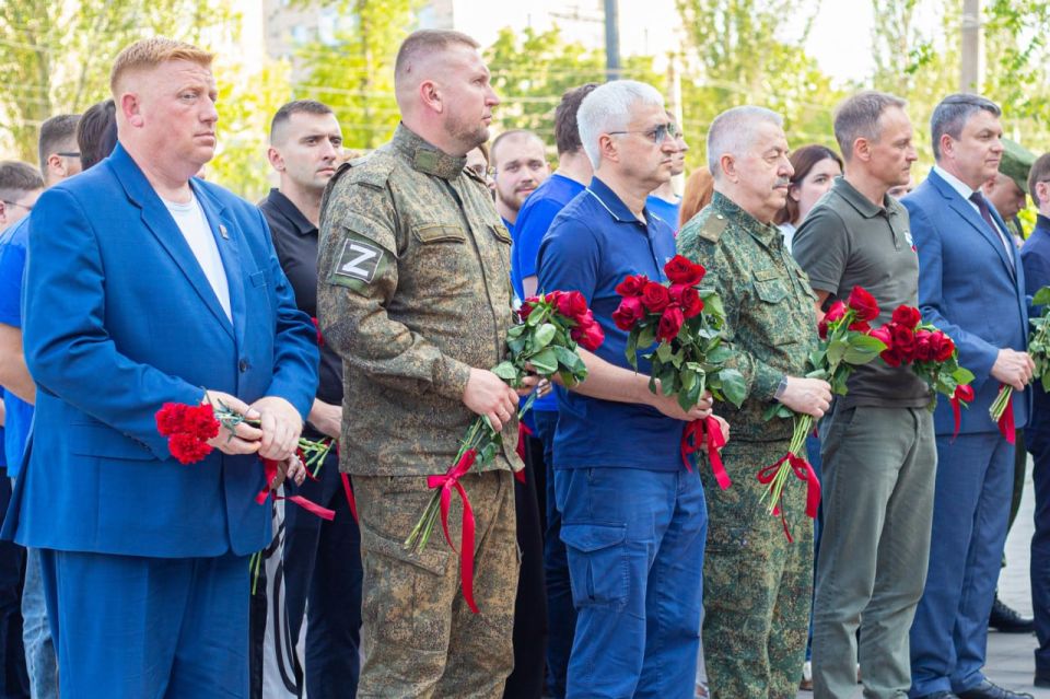 В Луганске обсудили важность сохранения чистоты русского языка В Луганске обсудили важность сохранения чистоты русского языка