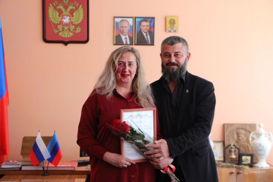 В Меловском муниципальном округе состоялись мероприятия, приуроченные ко Дню социального работника Российской Федерации В Меловском муниципальном округе состоялись мероприятия, приуроченные ко Дню социального работника Российской Федерации