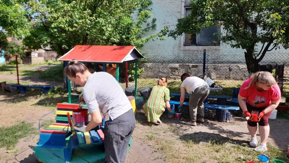 Виктория Сошина: В пгт Крепенский прошла акция «Яркое детство»! Виктория Сошина: В пгт Крепенский прошла акция «Яркое детство»!
