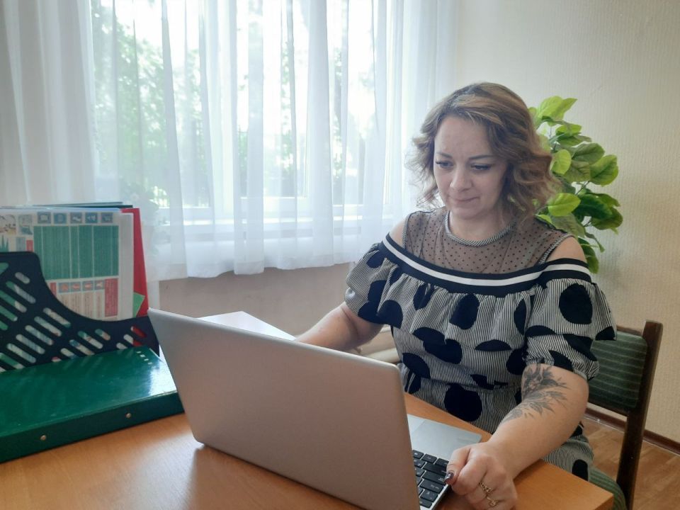 Преподаватели и администрация Брянковского колледжа ЛГПУ приняли участие в онлайн-семинаре «Организация финансовой грамотности в системе СПО», проведённом 5 июня Преподаватели и администрация Брянковского колледжа ЛГПУ приняли участие в онлайн-семинаре «Организация финансовой грамотности в системе СПО», проведённом 5 июня