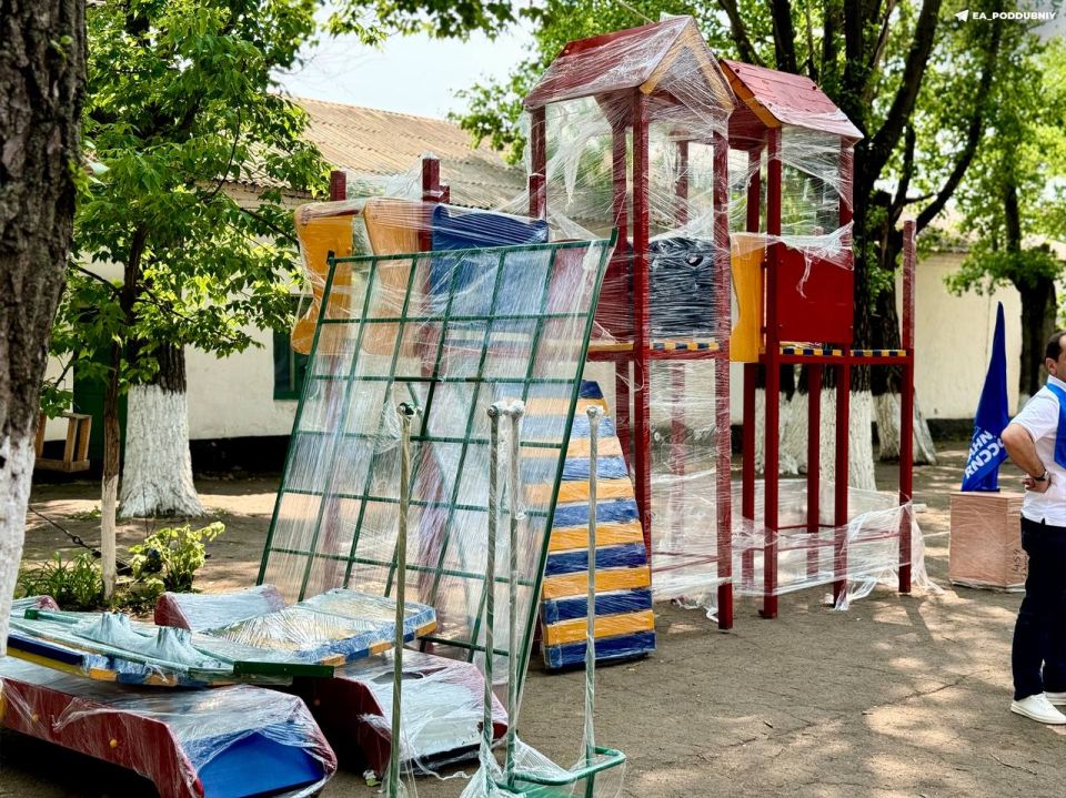 Антрацитовскому интернату от шеф-региона Антрацитовскому интернату от шеф-региона