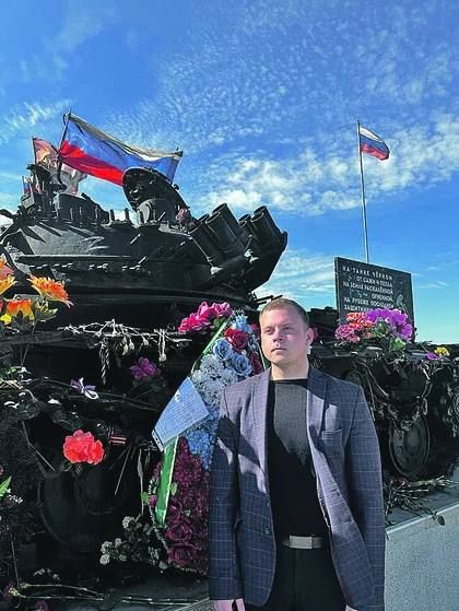 Патриотизм, дипломатия, культура: Молодежные проекты ЛНР получили высокую оценку на конкурсе «Росмолодежь.Гранты» Патриотизм, дипломатия, культура: Молодежные проекты ЛНР получили высокую оценку на конкурсе «Росмолодежь.Гранты»