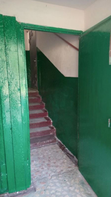 Ежедневно работниками МУП "РЖКП" города Ровеньки ведутся работы по уборке и покосу сорной травы на придомовой территории многоквартирных домов, детских площадок в пожароопасный период Ежедневно работниками МУП "РЖКП" города Ровеньки ведутся работы по уборке и покосу сорной травы на придомовой территории многоквартирных домов, детских площадок в пожароопасный период