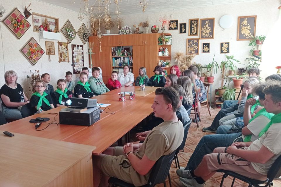 Участие юннатов Свердловска в межрегиональном практикуме Участие юннатов Свердловска в межрегиональном практикуме