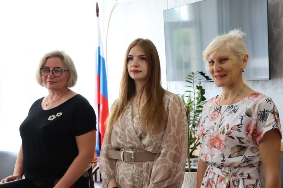 Евгений Бондарь: Сегодняшний день – праздник для всех представителей социальной сферы! Евгений Бондарь: Сегодняшний день – праздник для всех представителей социальной сферы!