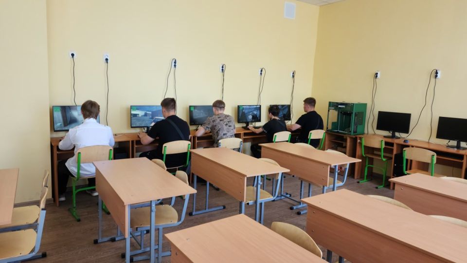В Лисичанске прошел первый турнир по киберспорту среди школ города В Лисичанске прошел первый турнир по киберспорту среди школ города