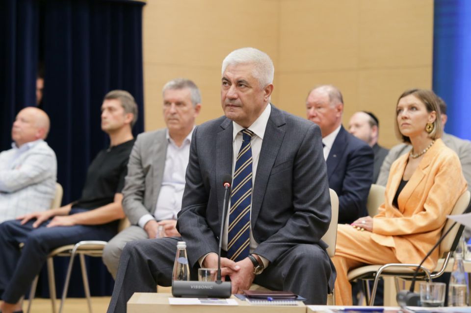 Ирина Волк: Сегодня Министр внутренних дел Российской Федерации генерал полиции Российской Федерации Владимир Колокольцев принял участие в выездном заседании Общественного совета при МВД России Ирина Волк: Сегодня Министр внутренних дел Российской Федерации генерал полиции Российской Федерации Владимир Колокольцев принял участие в выездном заседании Общественного совета при МВД России