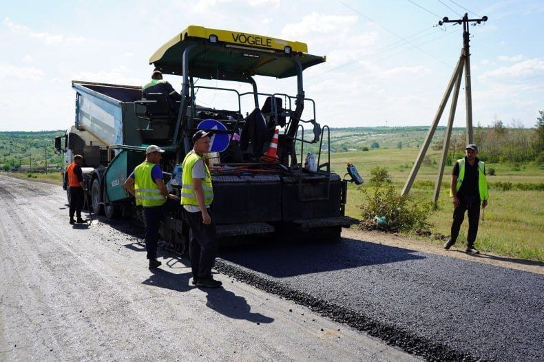 Зам. Главы Свердловского округа Игорь Ковальчук рассказал о предварительных итогах дорожно-ремонтных работ Зам. Главы Свердловского округа Игорь Ковальчук рассказал о предварительных итогах дорожно-ремонтных работ