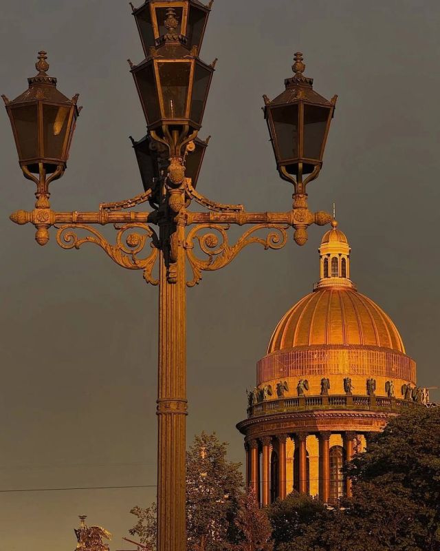 Персиковый закат в Санкт-Петербурге Персиковый закат в Санкт-Петербурге