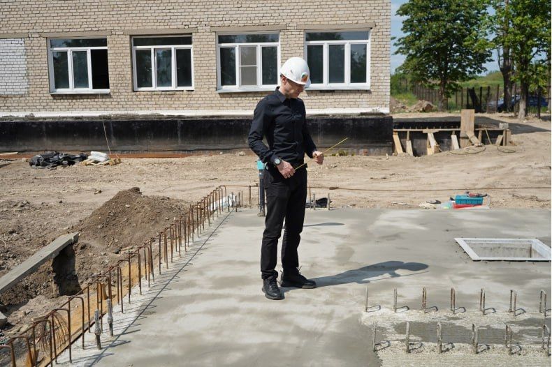 Заместитель руководителя УКСа Красноярского края проинспектировал ремонтируемые объекты в Свердловске Заместитель руководителя УКСа Красноярского края проинспектировал ремонтируемые объекты в Свердловске