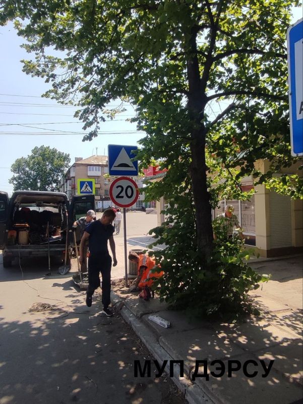 За период со 2 по 6 июня работниками МУП "ДЭРСУ" были выполнены следующие работы: За период со 2 по 6 июня работниками МУП "ДЭРСУ" были выполнены следующие работы: