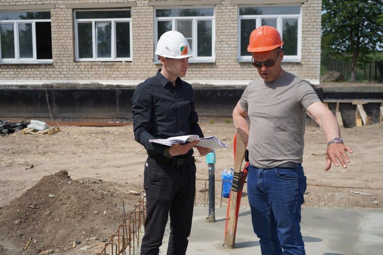 Заместитель руководителя УКСа Красноярского края проинспектировал ремонтируемые объекты в Свердловске Заместитель руководителя УКСа Красноярского края проинспектировал ремонтируемые объекты в Свердловске