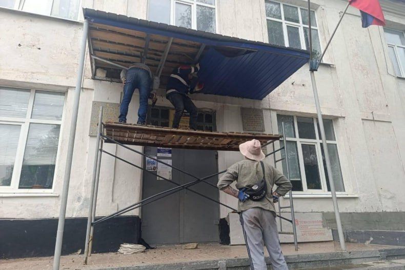 Капитальный ремонт Свердловской школы №2 идет полным ходом Капитальный ремонт Свердловской школы №2 идет полным ходом