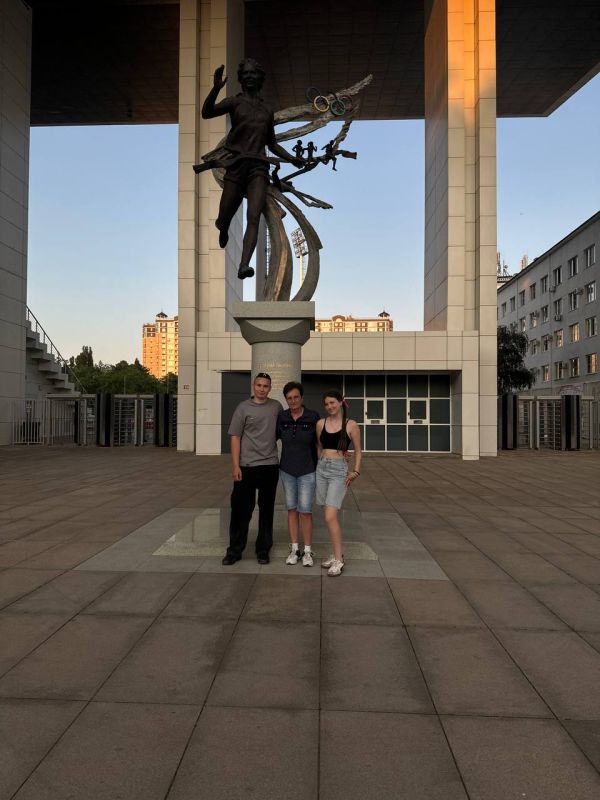 В городе Краснодаре проходил Чемпионат и Первенство Южного федерального округа по лёгкой атлетике до 16 лет, до 18 лет, юниоров и юниорок до 20 лет, до 23 лет В городе Краснодаре проходил Чемпионат и Первенство Южного федерального округа по лёгкой атлетике до 16 лет, до 18 лет, юниоров и юниорок до 20 лет, до 23 лет