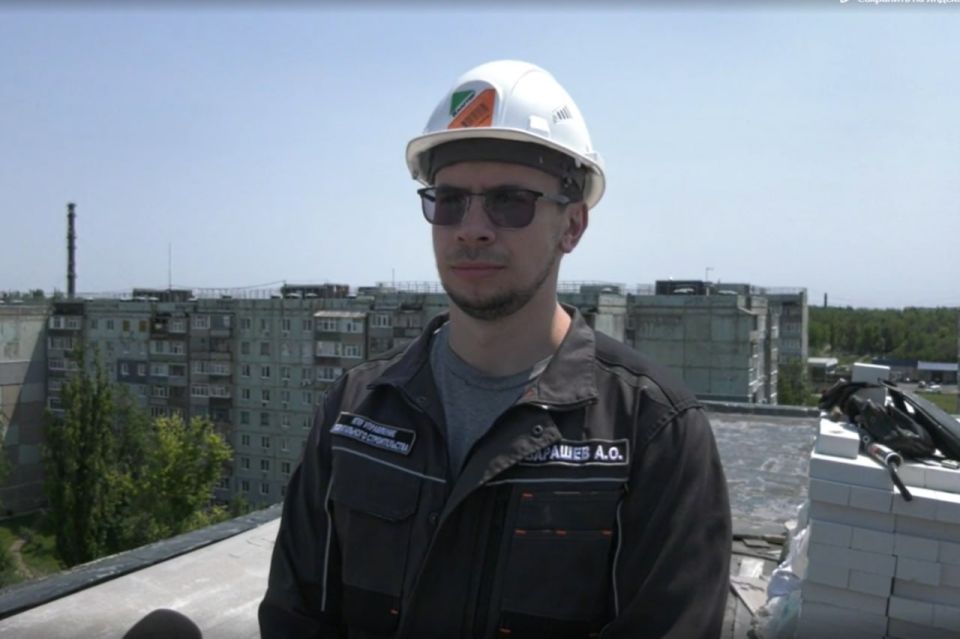 Красноярский край оказывает поддержку в восстановлении кровель в Свердловске Красноярский край оказывает поддержку в восстановлении кровель в Свердловске