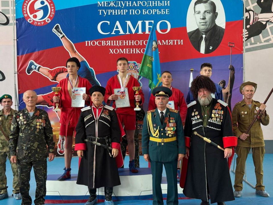 Андрей Рубанцов: Ровеньковские спортсмены – снова лучшие! Андрей Рубанцов: Ровеньковские спортсмены – снова лучшие!