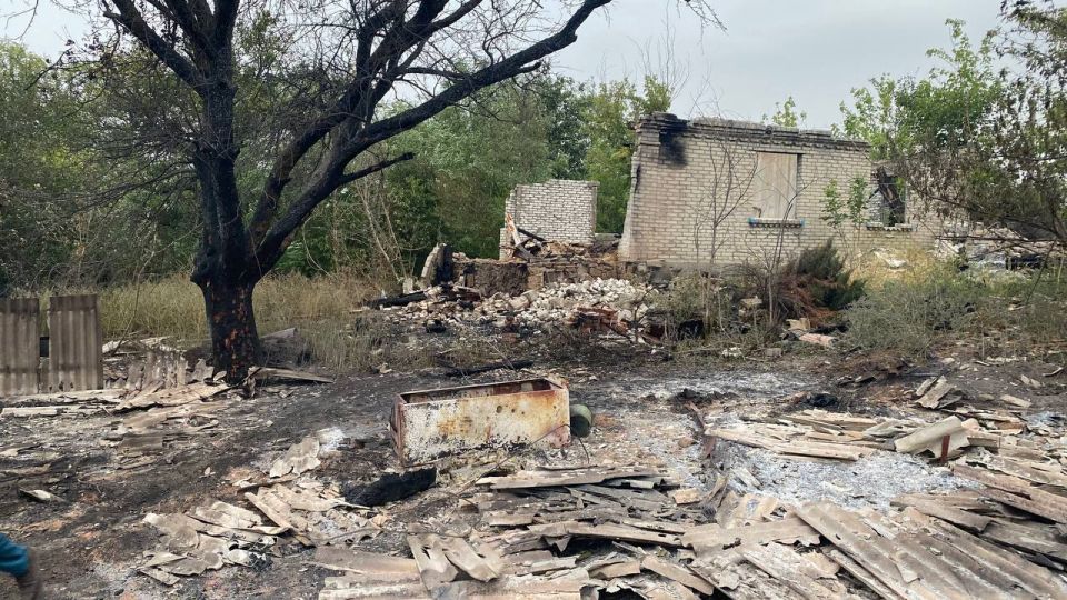 Опасность бросовых (нежилых) зданий ! Опасность бросовых (нежилых) зданий !