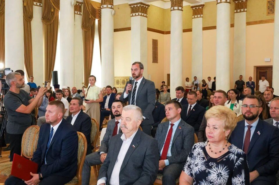 Виктор Водолацкий: Сегодня принял участие в заседании Народного Совета ЛНР Виктор Водолацкий: Сегодня принял участие в заседании Народного Совета ЛНР