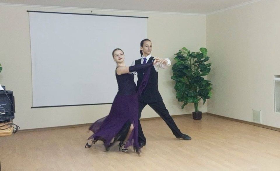 В Алчевской центральной городской многопрофильной больнице состоялось торжественное мероприятие «Ангелы в белых халатах» в честь Дня медицинского работника В Алчевской центральной городской многопрофильной больнице состоялось торжественное мероприятие «Ангелы в белых халатах» в честь Дня медицинского работника