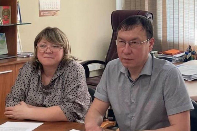 На связи: специалисты Минимущества Хакасии помогают коллегам из ЛНР На связи: специалисты Минимущества Хакасии помогают коллегам из ЛНР