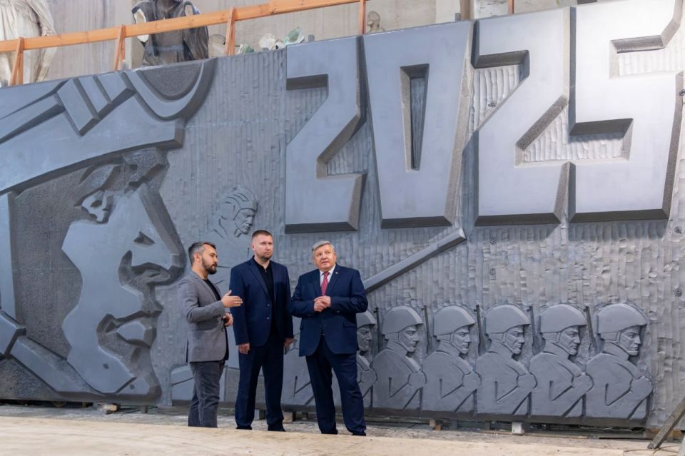 Новую модель мемориала «Миус-Фронт» представили в Москве Новую модель мемориала «Миус-Фронт» представили в Москве