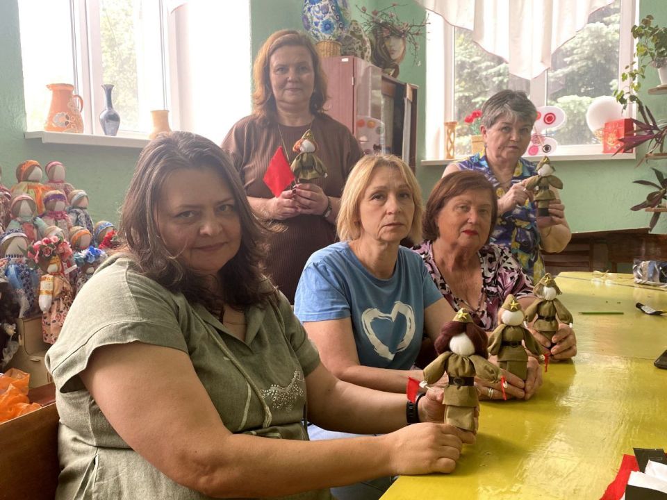 Есть события, над которыми время не властно, и, чем дальше в прошлое уходят годы, тем яснее становится их величие Есть события, над которыми время не властно, и, чем дальше в прошлое уходят годы, тем яснее становится их величие