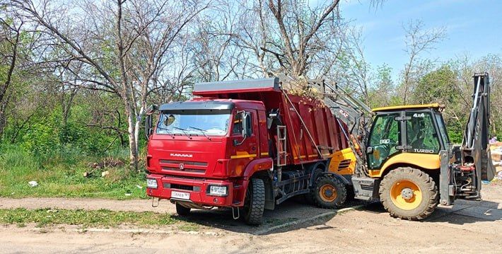 В Молодогвардейске выполнили работы по вывозу мусора В Молодогвардейске выполнили работы по вывозу мусора