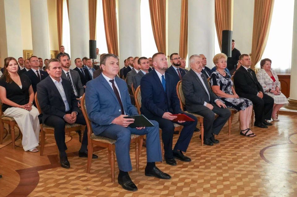 Виктор Водолацкий: Сегодня принял участие в заседании Народного Совета ЛНР Виктор Водолацкий: Сегодня принял участие в заседании Народного Совета ЛНР