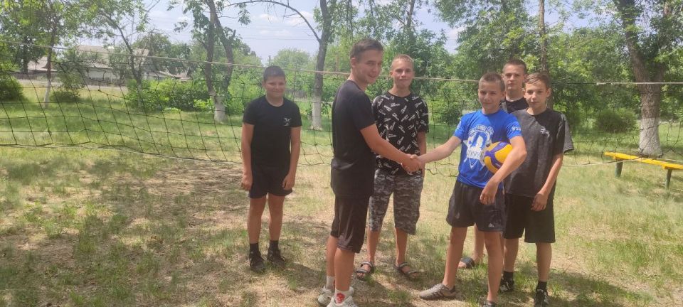 Во всем мире знают и любят игру- пионербол Во всем мире знают и любят игру- пионербол