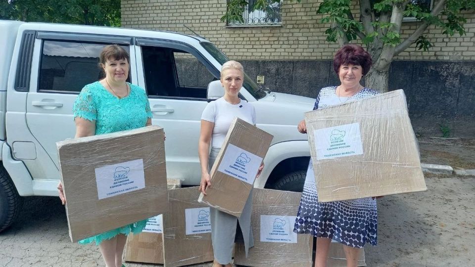 Владимир Шавлай: Заместитель Председателя Совета Краснодонского муниципального округа, муниципальный координатор "Женского движения Единой России" - Анна Китаева, встретила партию гуманитарного груза для женщин и детей... Владимир Шавлай: Заместитель Председателя Совета Краснодонского муниципального округа, муниципальный координатор "Женского движения Единой России" - Анна Китаева, встретила партию гуманитарного груза для женщин и детей...