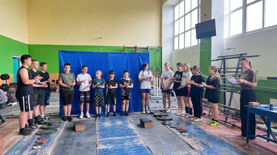 Юные силачи Петровки бьют рекорды! Юные силачи Петровки бьют рекорды!