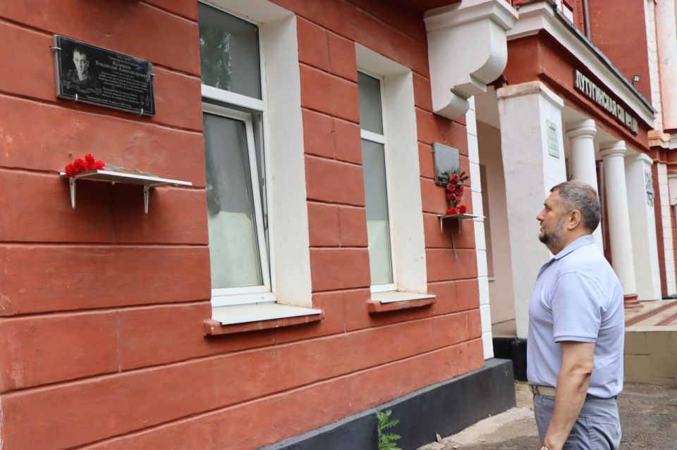 Евгений Бондарь: В день России мы с особой гордостью осознаем свою принадлежность к великой стране! 12 июня напоминает о силе и единстве нашего народа Евгений Бондарь: В день России мы с особой гордостью осознаем свою принадлежность к великой стране! 12 июня напоминает о силе и единстве нашего народа