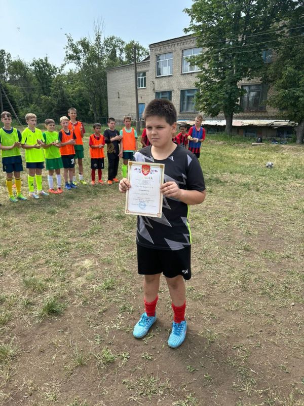 Сегодня в городском округе город Ровеньки состоялся Турнир по мини-футболу, посвященный Сегодня в городском округе город Ровеньки состоялся Турнир по мини-футболу, посвященный