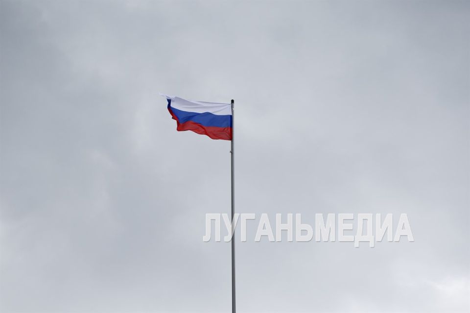 Краснолучане встречают День России Краснолучане встречают День России