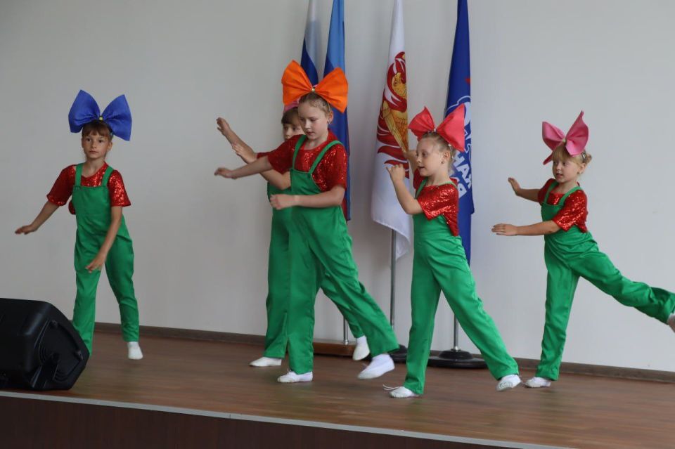 Северодончане отметили один из самых значимых праздников нашей страны — День России Северодончане отметили один из самых значимых праздников нашей страны — День России