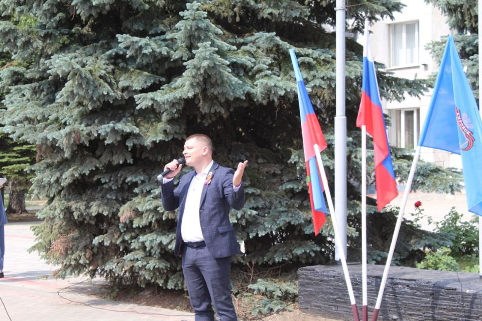 12 июня в Кировске состоялся митинг, посвященный Дню России 12 июня в Кировске состоялся митинг, посвященный Дню России