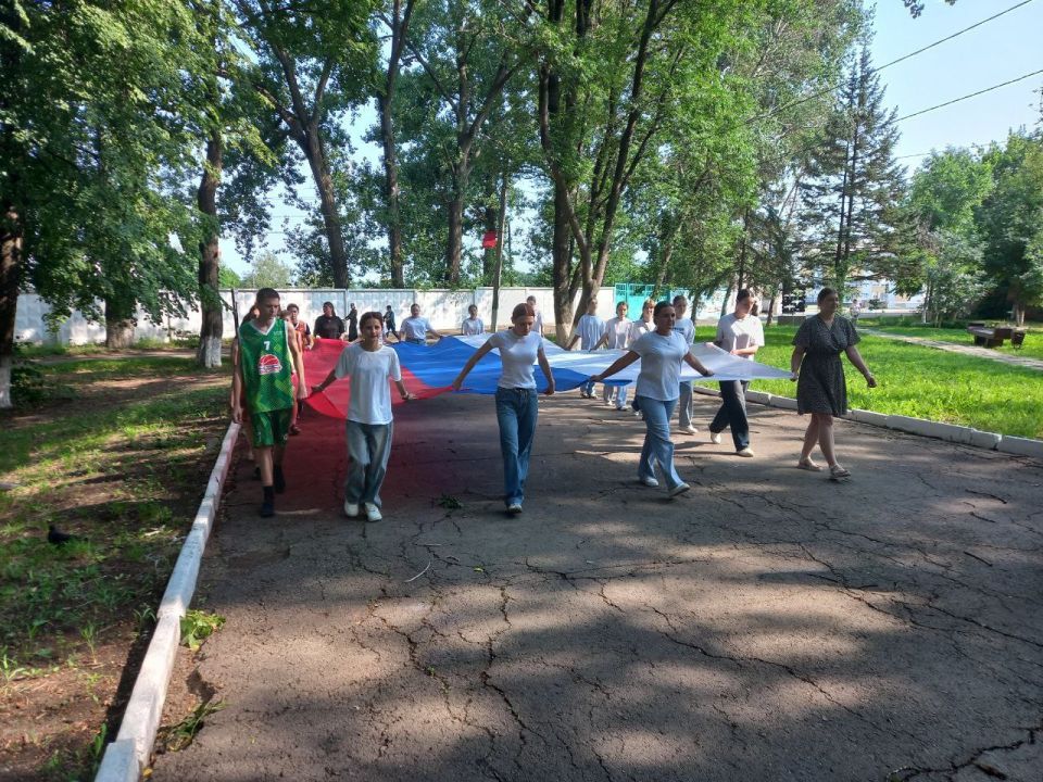 12 июня наша страна празднует важный государственный праздник – День России 12 июня наша страна празднует важный государственный праздник – День России