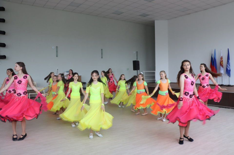 Северодончане отметили один из самых значимых праздников нашей страны — День России Северодончане отметили один из самых значимых праздников нашей страны — День России