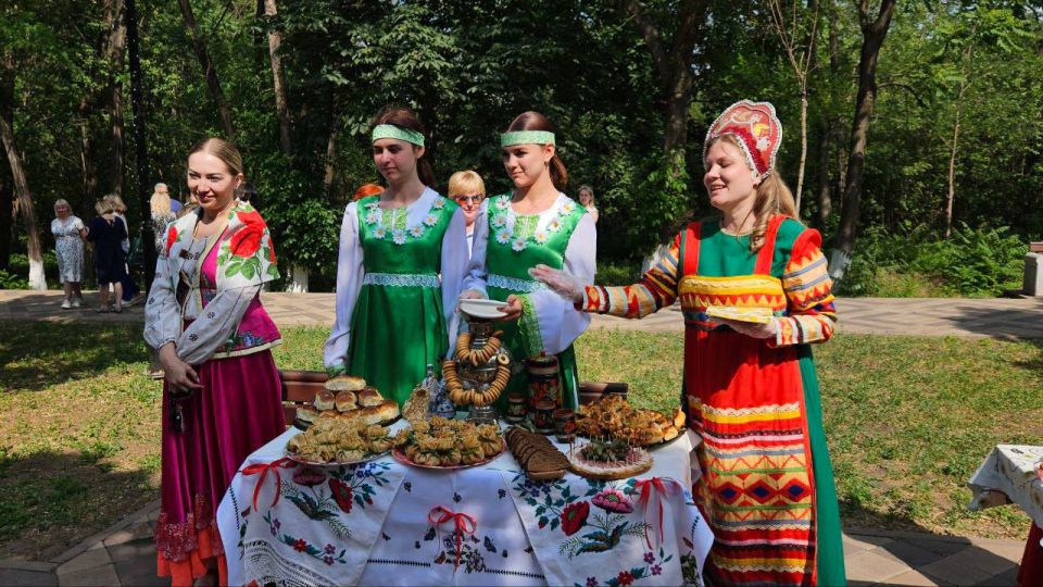 Фестиваль «С Россией – навсегда!» прошел в городском парке Фестиваль «С Россией – навсегда!» прошел в городском парке