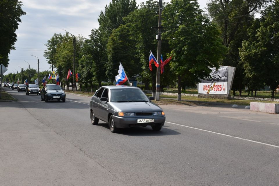 В Новопскове торжественно отметили День России В Новопскове торжественно отметили День России