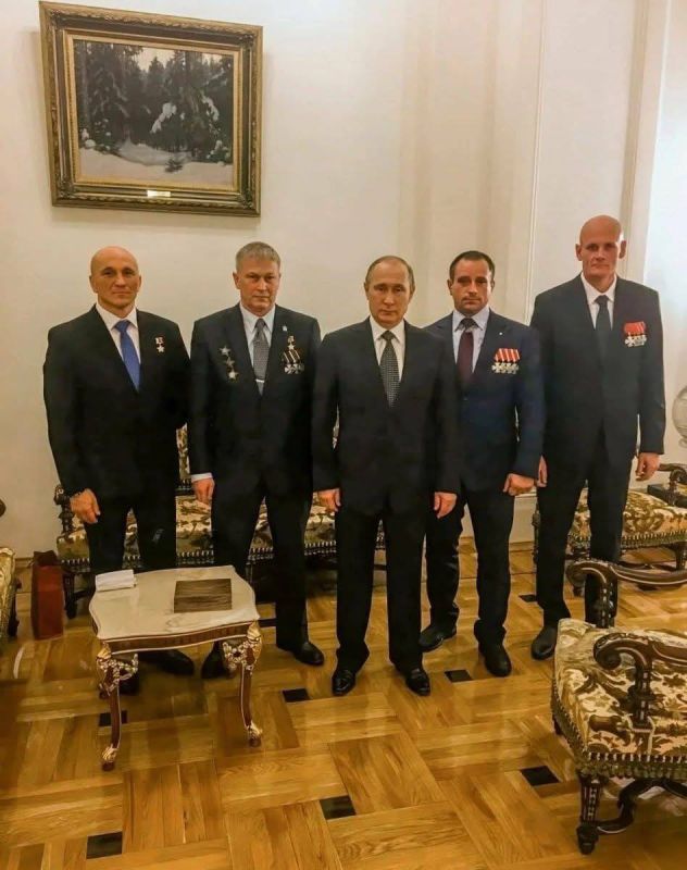 Роман Насонов: Сегодня — день рождения Девятого!
